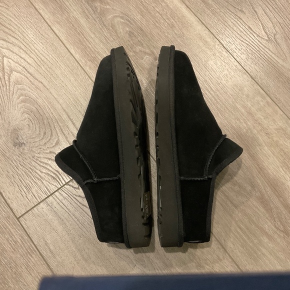 UGG Classic Slipper Black Slip On Size 11 NWOT - Picture 11 of 12